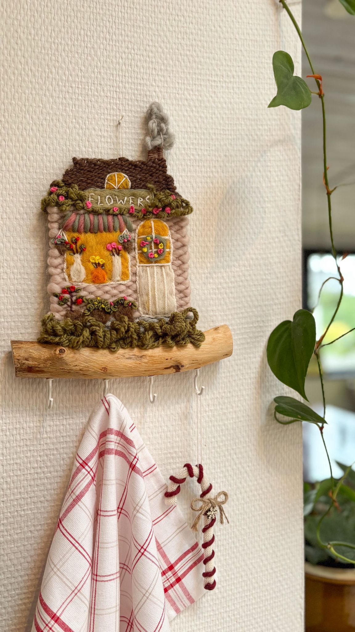 Flower shop wall holder