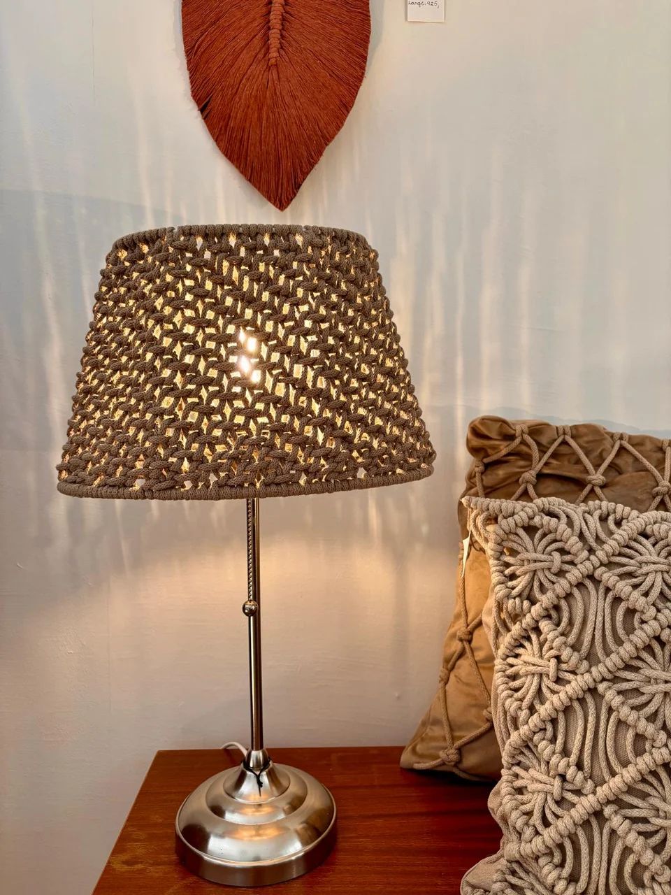 Hive table lamp